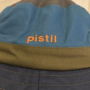 Like NEW Pistil blue/green bucket hat